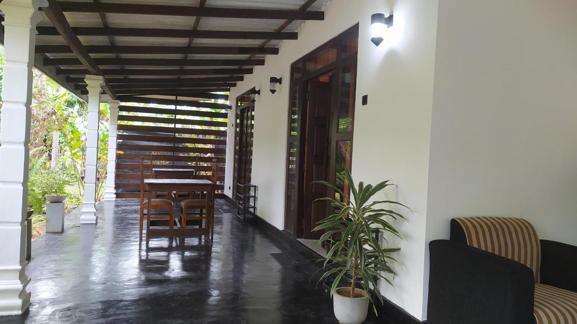 Yashi'S Place Sigiriya Exterior photo